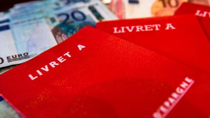 Photo d'illustration de Livrets A, à Lille (Nord), le 24 août 2015. (DENIS CHARLET / AFP)