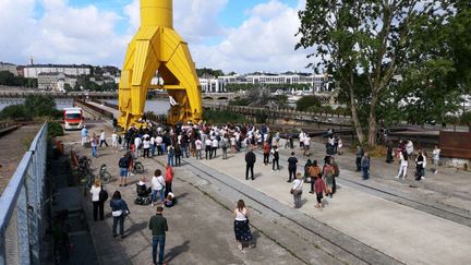 Une marche blanche en hommage à Steve Maia Caniço s'est déroulée, le 10 août 2019, à Nantes.&nbsp; (LUC PRISSET / FRANCE TELEVISIONS)