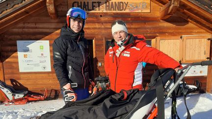 Le Chalet-Handy de Serre-Chevalier dans les Hautes-Alpes avec Arthur Bauchet et Jean-Paul Chambettaz. (GUILLAUME BATTIN / RADIO FRANCE)