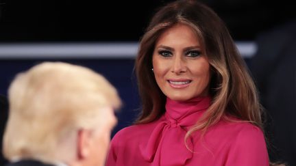 Présidentielle américaine : Melania Trump, nouvelle first lady aux bras d'un homme au profil atypique