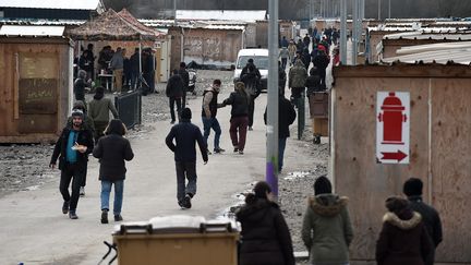 Migrants : incidents dans le camp de Grande-Synthe