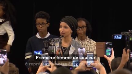 Les élections de mi-mandat aux États-Unis ont donné lieu à l'élection d'Ilhan Omar, une réfugiée somalienne, au Congrès américain. Portrait.