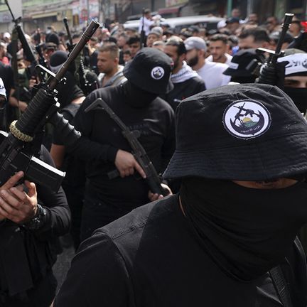 Des combattants de la "Fosse aux lions" à Naplouse, en Cisjordanie occupée, le 23 octobre 2022. (JAAFAR ASHTIYEH / AFP)