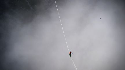 Le Suisse Samuel Volery&nbsp;a d&eacute;croch&eacute; le record du monde au cours de la comp&eacute;tition.&nbsp; (FABRICE COFFRINI / AFP)