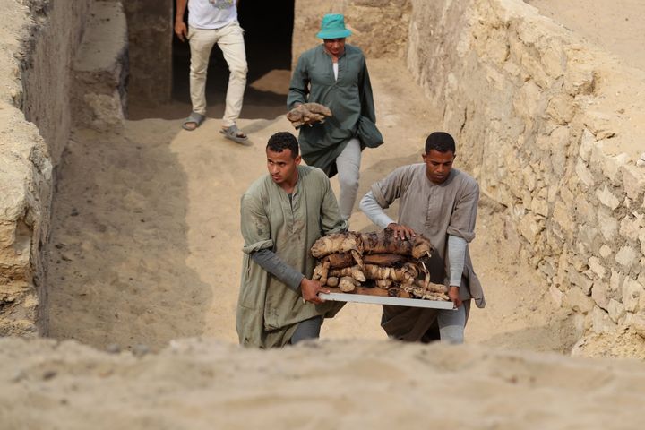 Site de Saqqara. Objets sortis de leurs tombes.
 (STR / DPA)