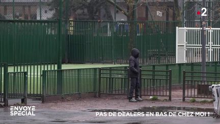 Pas de dealers en bas de chez moi ! (ENVOYE SPECIAL / FRANCE 2)