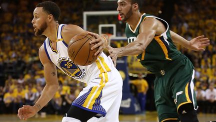 Stephen Curry est passé, Rudy Gobert ne le rattrapera plus. (EZRA SHAW / GETTY IMAGES NORTH AMERICA)