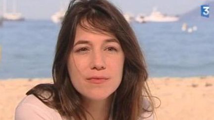 Interview de Charlotte Gainsbourg sur son rôle dans &quot;Antichrist&quot; de Lars Von Trier
 (Culturebox)