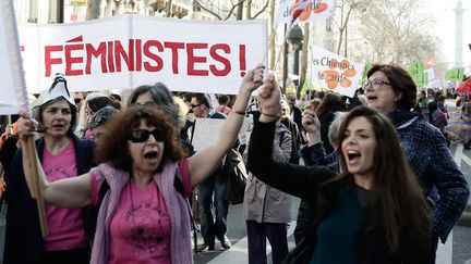 Manifestation pour la journée internationale des droits des femmes, à Paris, le 8 mars 2014. (VINCENT ISORE / MAXPPP)