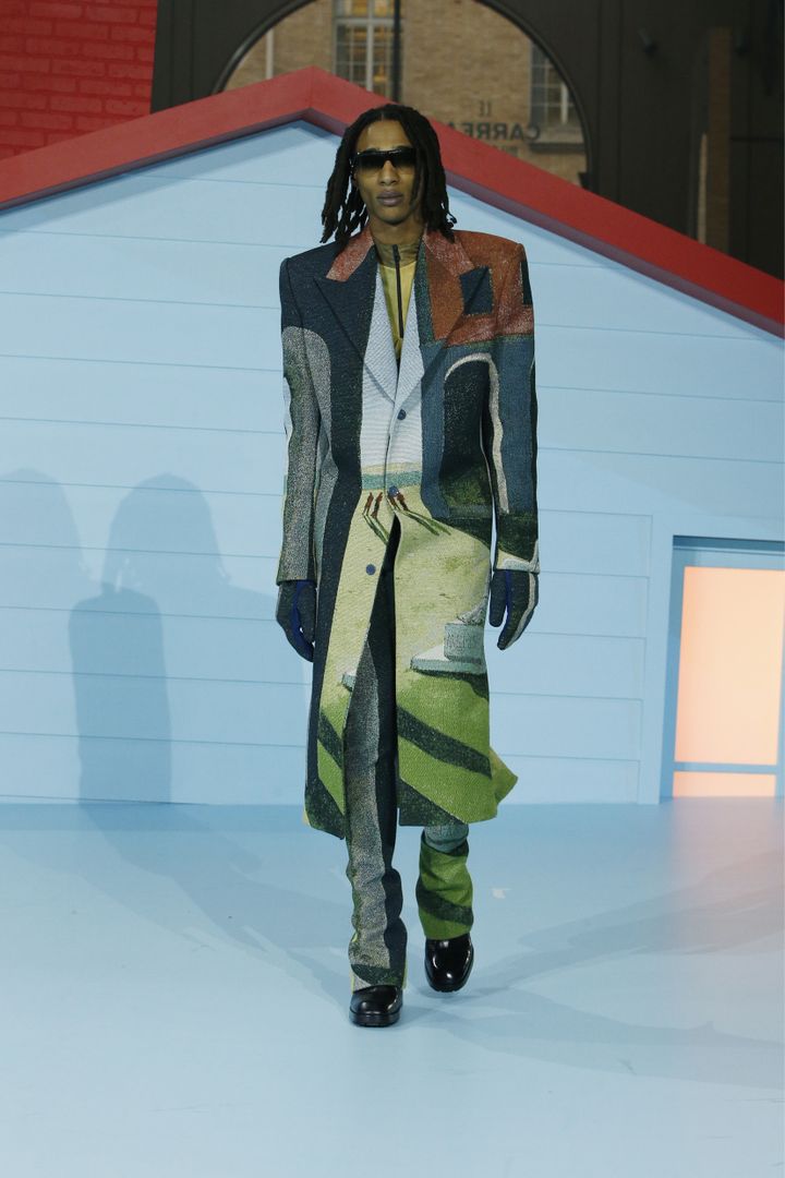 Virgil Abloh sorprende por su magistral uso de la sastrería en la colección  de invierno de Louis Vuitton