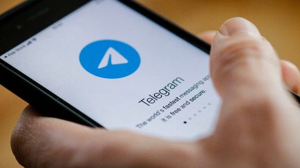 L'application Telegram sur smartphone. (THOMAS TRUTSCHEL/PICTURE ALLIANCE/PHOTOTHEK/NEWSCOM/MAXPPP)