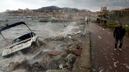 Tempête en Corse à Ajaccio, décembre 2017. (MAXPPP)