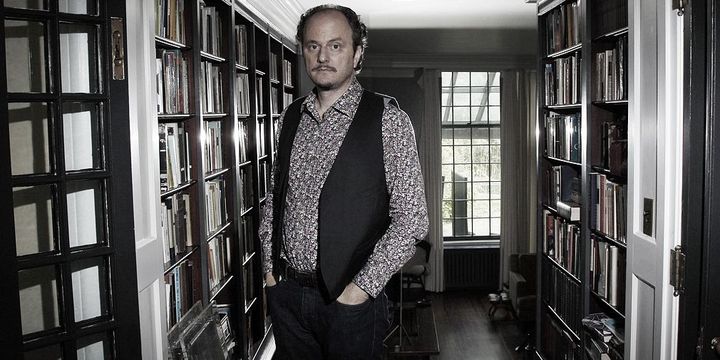 Jeffrey Eugenides, dans sa maison à Princeton (New Jersey) , où il enseigne l'écriture
 (Mel Evans/AP/SIPA)