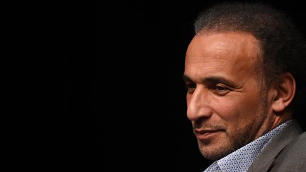 L'islamologue Tariq Ramadan à Bordeaux (Gironde), le 26 mars 2016. (MEHDI FEDOUACH / AFP)