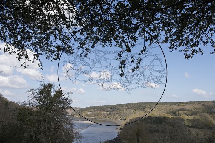 Forme de l'eau, Corinne Cuénot, exposition "Métamorphose" Domaine départemental de la Roche-Jagu, 2021 (STEPHANE CUISSET)