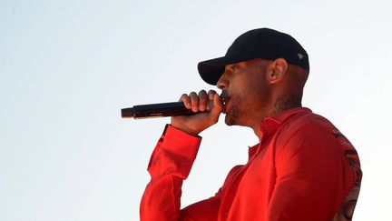 Le Français Booba aux Vieilles Charrues à Carhaix en Bretagne, le 18 juillet 2019. (HUGO MARIE / EPA)