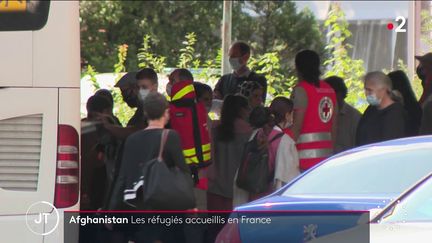 Afghanistan : des réfugiés afghans accueillis en France