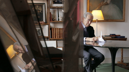 "Merci, mon colonel" : l'hommage de Robert Badinter au "sacrifice" d'Arnaud Beltrame