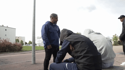 Yonne : à Saint-Florentin, quatre mois après les émeutes, la solidarité s’organise (FRANCE 2)