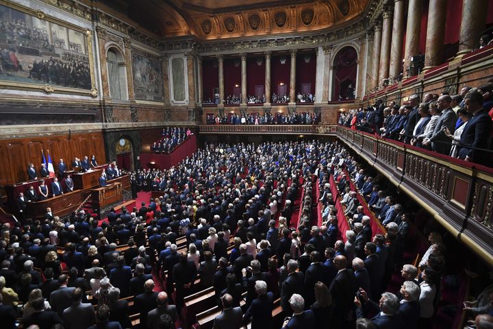 Emmanuel Macron devant le Parlement, à Versailles (Yvelines), le 3 juillet 2017. (ERIC FEFERBERG / AFP)