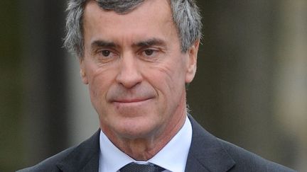 L'ancien ministre d&eacute;l&eacute;gu&eacute; au Budget J&eacute;r&ocirc;me Cahuzac,&nbsp;lors des&nbsp;fun&eacute;railles du constitutionnaliste Guy Carcassonne, &agrave; Paris, le 3 juin 2013. (ANTONIOL ANTOINE / SIPA)