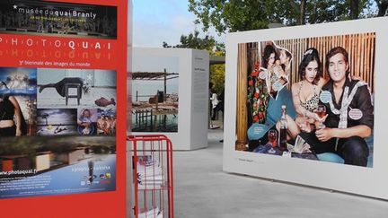 Photoquai 2011, biennale de photos du monde sur le quai Branly
 (photo Valérie Oddos / Culturebox)