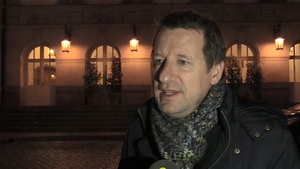 Yannick Jadot, député européen EELV, devant la mairie de Nantes le 18 janvier 2018. (RADIO FRANCE / YANN SCHREIBER)