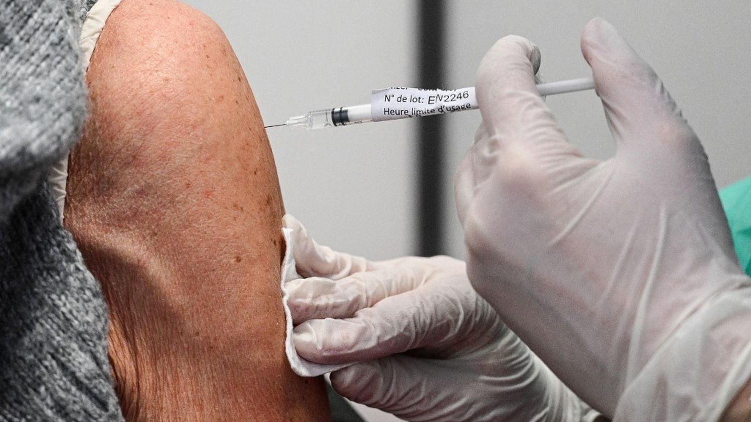 Vaccin Contre Le Covid-19 : Toutes Les Personnes âgées De 60 à 69 Ans ...