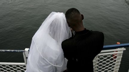 Couple sud-africain se mariant le jour de la Saint-Valentin (GIANLUIGI GUERCIA / AFP)