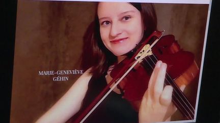 La jeune violoniste originaire de Montluçon a été repérée par un Label américain (France 3)