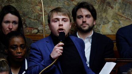 Le député Louis Boyard (La France insoumise), le 15 février 2023, à l'Assemblée nationale. (GEOFFROY VAN DER HASSELT / AFP)