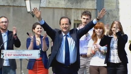 François Hollande en meeting à Tours le 3 avril 2012 (FTV)