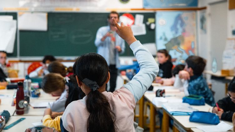 A student in a class in Perpignan (Pyrénées-Orientales) on April 22, 2022. (ARNAUD LE VU / HANS LUCAS / AFP)