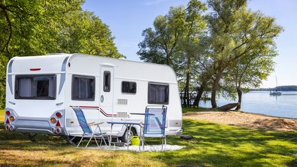 La caravane garde ses adeptes, il en reste 500.000 en France.&nbsp; (GETTY IMAGES)