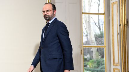 Edouard Philippe, à son arrivée à la conférence de presse donnée à Matignon lundi 18 mars lors de laquelle il annoncera une série de mesures après les&nbsp;saccages de samedi. (BERTRAND GUAY / AFP)