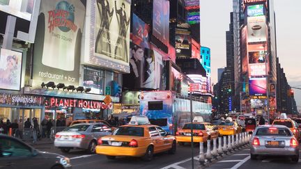 Covid-19 : une parade organisée en l'honneur des héros de l'épidémie à New York