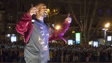 Kanye West en concert improvisé à Erevan (Arménie) le 12 avril 2015.
 (Vahan Stepanyan/AP/SIPA)