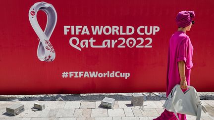 Un site de construction pour la Coupe du monde au Qatar, le 13 octobre 2022. (GIUSEPPE CACACE / AFP)