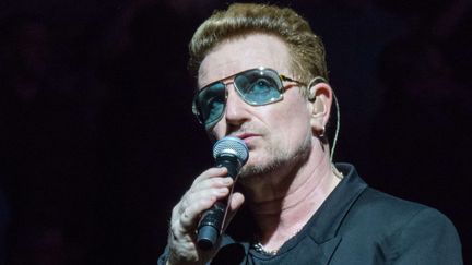 Bono de U2 sur scène le 29 octobre 2015 au 02 Arena de Londres.
 (Geoff Robinson/REX Shutterstock / Sipa)