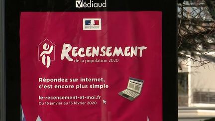 La commune de Soyaux (Charente) cherche ses habitants en vue du recensement annuel. Elle compte bien n'oublier personne pour repasser au-dessus de la barre symbolique des 10 000. (FRANCE 2)