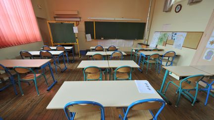 Une classe vide à Saint-Vigor-le-Grand près de Bayeux (Calvados), le 15 mai 2008. (MYCHELE DANIAU / AFP)