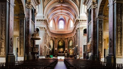 L'autel de la Basilique Notre-Dame La Daurade, à Toulouse (Haute-Garonne), le 3 février 2021. (LILIAN CAZABET / HANS LUCAS / AFP)