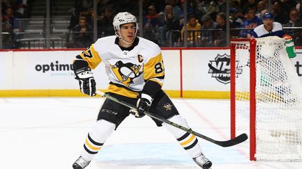 Sidney Crosby, le hockeyeur,&nbsp;capitaine des Pingouins de Pittsburgh, au grand coeur. (MIKE STOBE / NHLI)