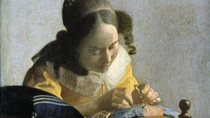 La dentellière, pleine de délicatesse, de Johannes Vermeer (1632-1675), Musée du Louvre.&nbsp; (GETTY IMAGES)