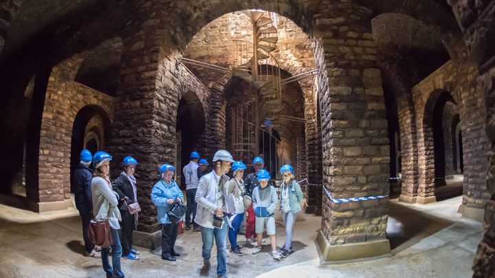 Réservoir des Gallets lors d'une visite en 2016. (PHILIPPE CHEREL / MAXPPP)