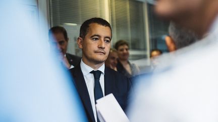 Le ministre de l'Action et des Comptes publics, Gérald Darmanin,&nbsp;à la direction régionale des douanes d'Aix-en-Provence (Bouches-du-Rhône), le 20 juillet 2018. (TH?O GIACOMETTI / HANS LUCAS)