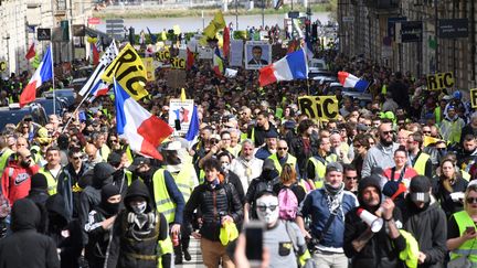 Gilets jaunes : des brigades au secours des commerçants