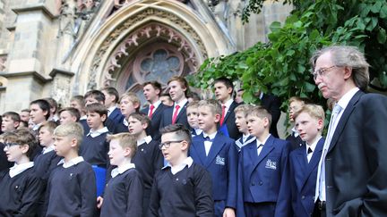 Le chœur catholique de Ratisbonne, touché par un vaste scandale d'abus sexuels et maltraitances, chantait avec le chœur de l'Eglise Saint-Thomas à Leipzig le 28 mai 2016.
 (JAN WOITAS / DPA)