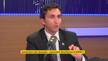 Julien Aubert, député LR du Vaucluse, secrétaire général adjoint chez les Républicains en charge de la formation, était l'invité de "Tout est politique" (FRANCEINFO / RADIOFRANCE)