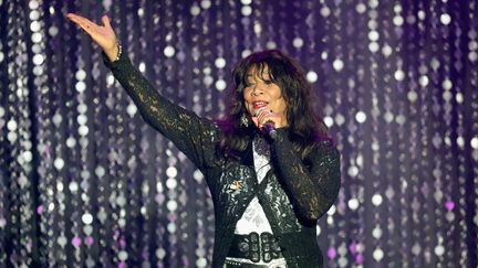 Joni Sledge, membre du groupe Sister Sledge, lors d'un concert de soutien à la lutte contre le Sida, à Cap d'Antibes, le 19 mai 2016. (ANDREAS RENTZ / GETTY IMAGES EUROPE)